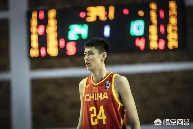 18岁，身高219，仅得2分被师弟完爆，李楠的儿子还有机会冲击NBA吗？