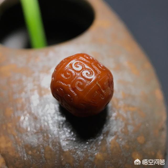 蜜蜡包浆前后对比,学习怎样识别蜜蜡是否经过烤色？