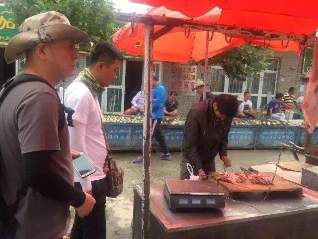 玉石都是在哪里挖的,你去过新疆和田的玉石集市巴扎吗？