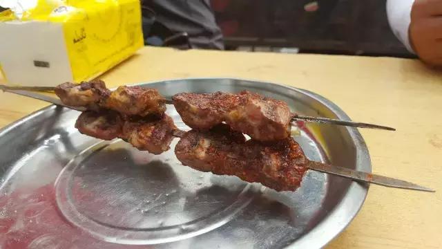 玉石都是在哪里挖的,你去过新疆和田的玉石集市巴扎吗？