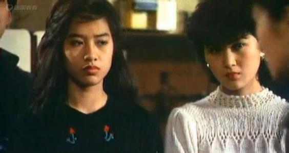 温碧霞与养子合照:温碧霞都51岁，显着特别年轻，是怎么保养的？