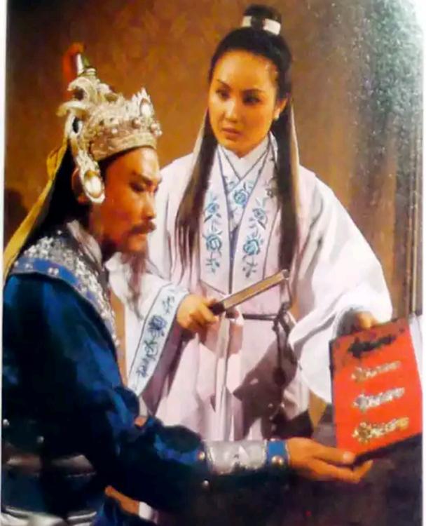 黄梅庄:《新白娘子传奇》中扮演许仙姐姐的演员现状如何？