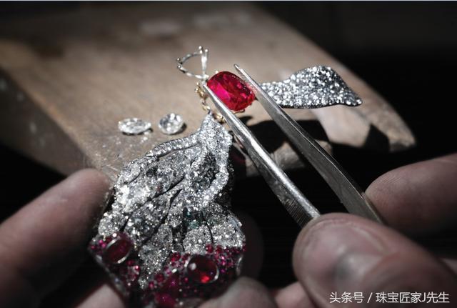 邓文迪章子怡:如何评价时尚集团总裁苏芒？