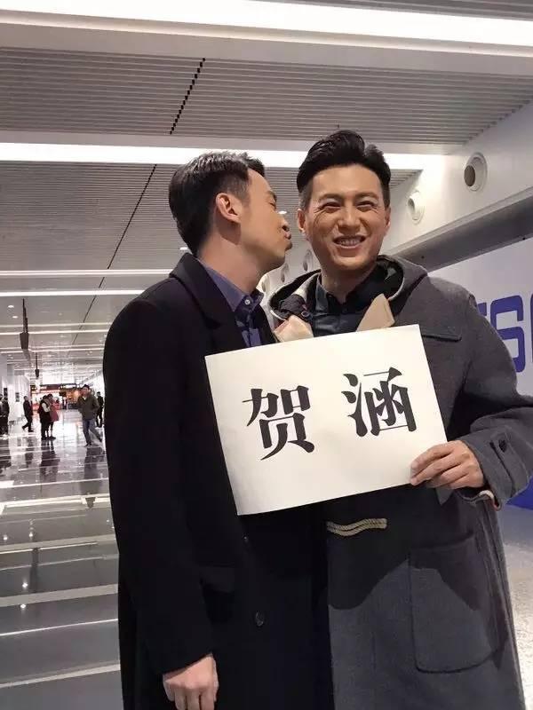 翟煦飞雷佳音结婚照:雷佳音为什么被称为前夫哥