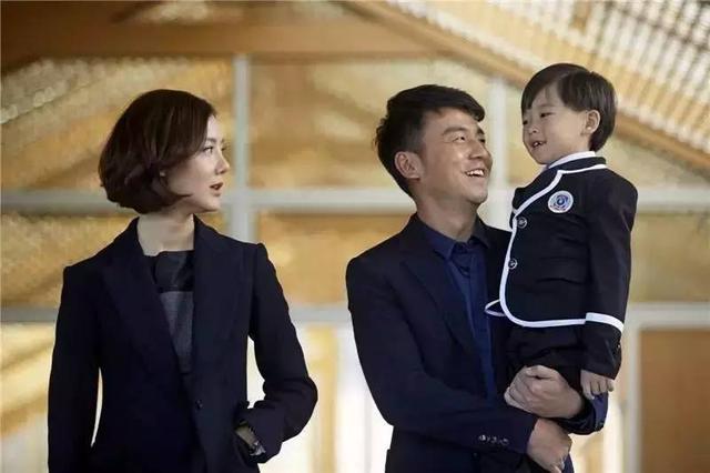 翟煦飞雷佳音结婚照:雷佳音为什么被称为前夫哥