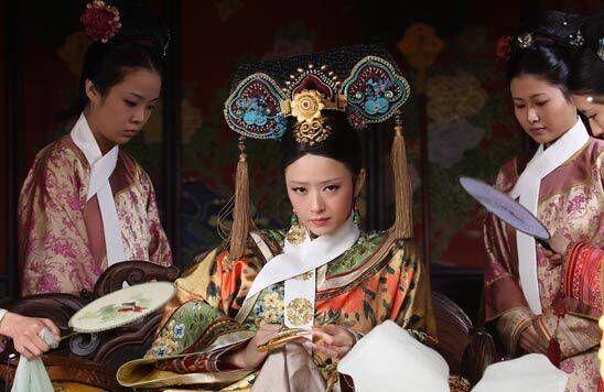 张默为什么打童瑶:《新闺蜜时代》里三位主演女星现状如何