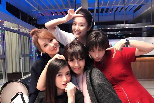 张默为什么打童瑶:《新闺蜜时代》里三位主演女星现状如何