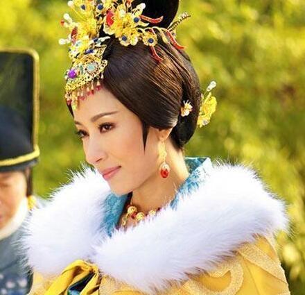 好女春华剧情介绍:成龙监制的美食探案剧《成化四十年》怎么样？