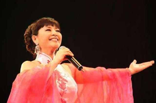 张韶涵肖战翻唱:早上起床看到肖战的《红梅赞》，你有什么想法？
