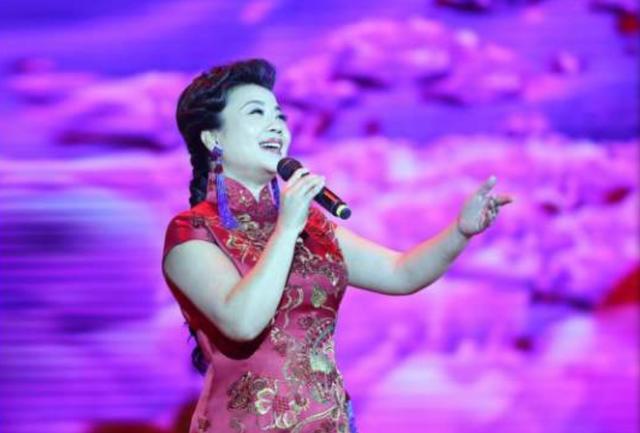 张韶涵肖战翻唱:早上起床看到肖战的《红梅赞》，你有什么想法？
