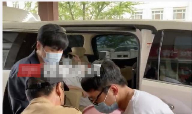 唐艺昕怀孕:为什么说张若昀唐艺昕公布怀孕生产消息比唐嫣罗晋耿直？