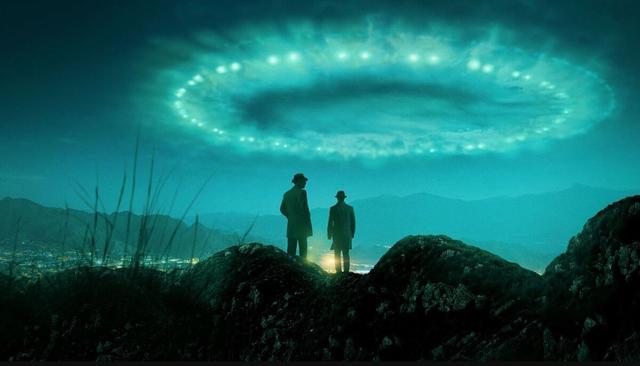 ufo打仗视频:日航班遭遇巨型UFO，降落后机长就被停飞，他究竟看到了什么？