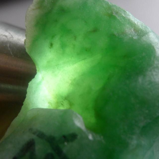 全世界只有中国人玩翡翠,缅甸算是世界上翡翠最多的地方吗？