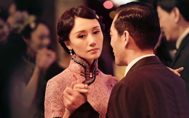 戚薇整容前后:为什么那么多人喜欢戚薇？