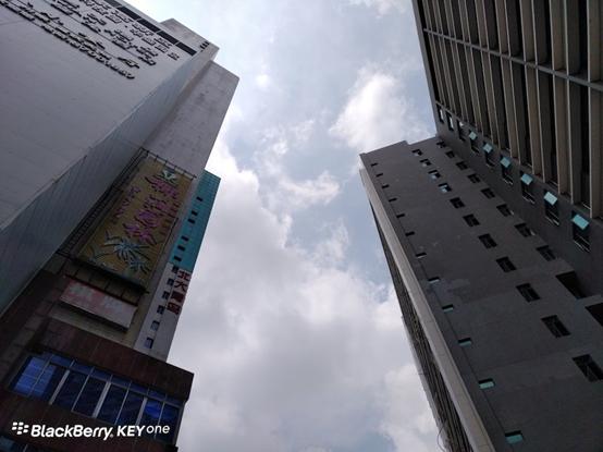 黑莓手机怎么样(黑莓手机怎么样好不好)