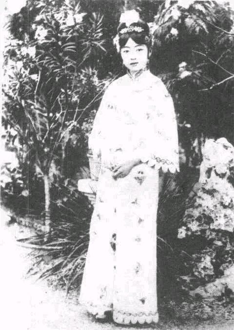清宫妃子真实照:清朝的美女相貌究竟如何？