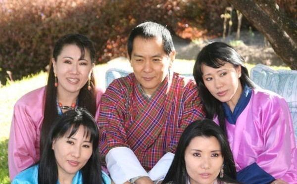 吉增:怎样看待不丹国王娶四位“同胞姐妹”？