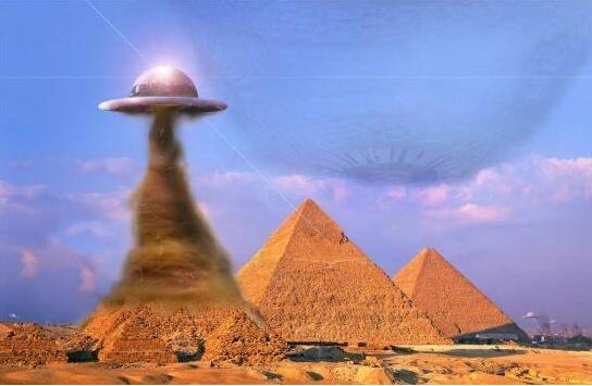 埃及承认金字塔造假，金字塔真的和外星人有关系吗