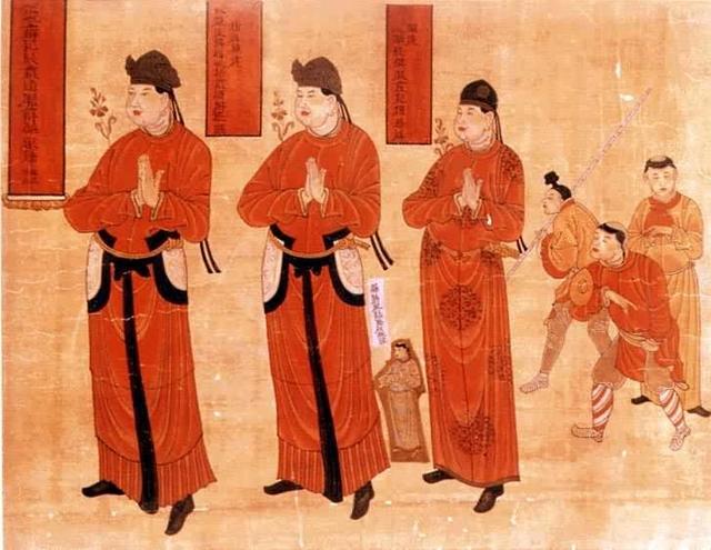 敦煌壁画中,佛像以外穿着华丽的俗世供养人是怎样一些人？