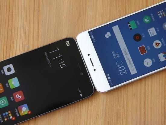 马自达小米礼包|小米真车曝光。 说实话，设计一般，看看MIUI车载版就知道了！