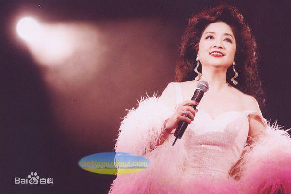许姓女歌手:许玮甯结束和阮经天8年情后，将与新男友结婚，你怎么看