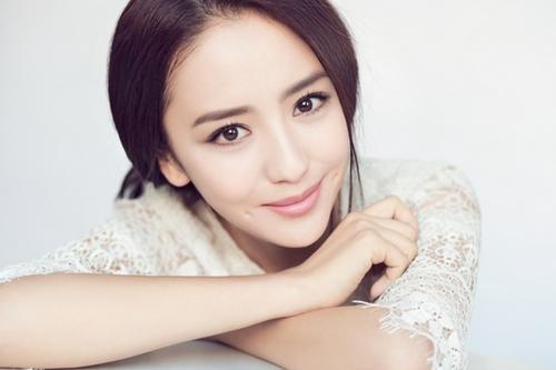 张柏芝小时候:四十岁女人张柏芝是如何成为近期“说谎成瘾”的人的