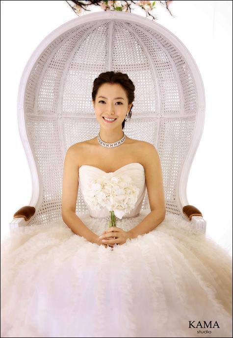 黄美姬整容前:如果让大家评选全亚洲前30名的女神，你会选谁呢