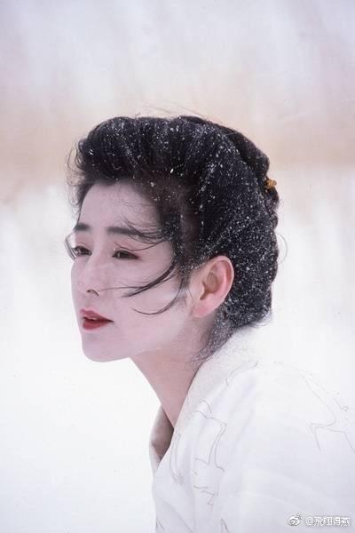 黄美姬整容前:如果让大家评选全亚洲前30名的女神，你会选谁呢
