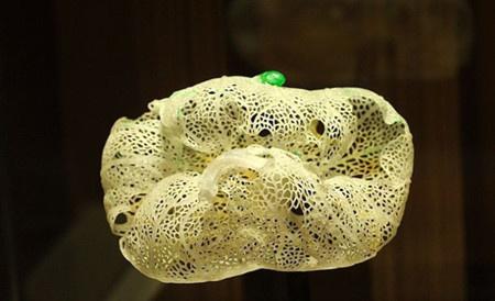 黄翡翠的价值,世界上拥有价值千万翡翠最多的人是谁？