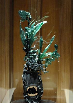 黄翡翠的价值,世界上拥有价值千万翡翠最多的人是谁？