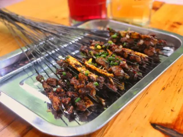 头条问答 - 贵阳特色宵夜推荐?哪些是不得不去的宵夜摊?(1个回答)