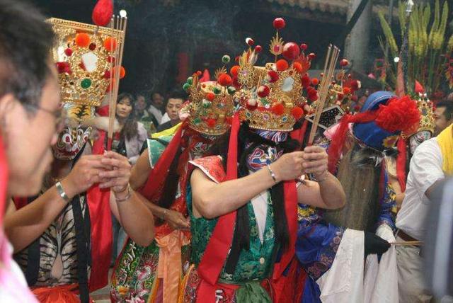 为什么有“请神容易送神难”的说法？