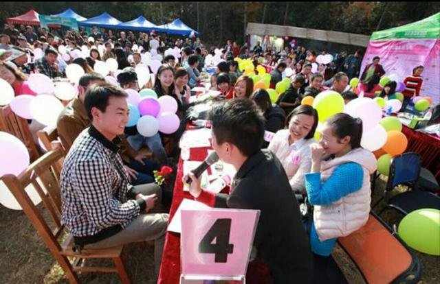 微信相亲群一年赚2000万:中国单身达两亿，如何提高社群类相亲平台的成功率？