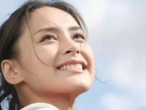 郑中基与蔡卓妍:郑中基和阿Sa为什么离婚？