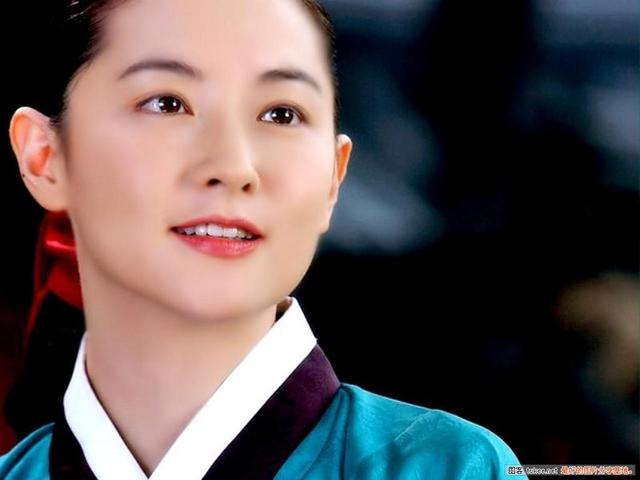 黄美姬整容前:如果让大家评选全亚洲前30名的女神，你会选谁呢