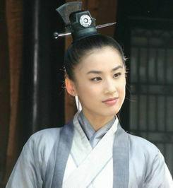 腐女的男色后宫:有什么古风小说，最好是女主女扮男装？