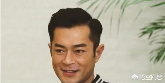 古天乐的弟弟:古天乐弟弟照片首次曝光，与哥俩做慈善至今未婚，听说是富豪吗？