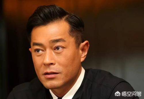 古天乐的弟弟:古天乐弟弟照片首次曝光，与哥俩做慈善至今未婚，听说是富豪吗？