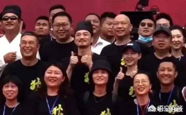 马伊琍妈妈:文章母亲发文表态，没有马伊琍的日子太难过，两人有可能复婚吗
