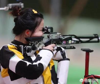 王璐瑶lulu:奥运会10米气步枪难吗？天气那么热，运动员为何穿皮衣？