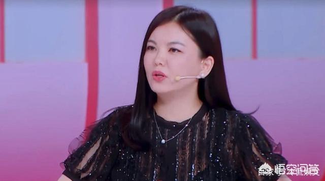 李湘怀孕:李湘当众训赵丽颖，现场鸦雀无声，却被颖宝怼到爆炸，怎么回事