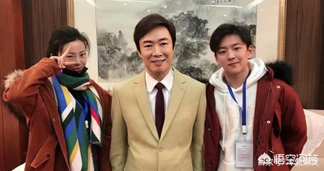 费玉清的老婆:从歌坛常青树到亚洲污王，藏47年的费玉清，发生了什么