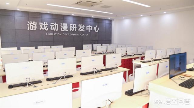 女生适合的专业:长的漂亮的女生学什么专业好大家都推荐我学习空乘