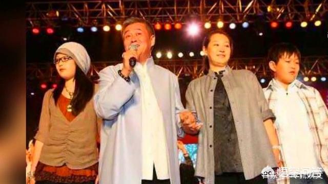 马丽娟年龄:赵本山大女儿首次回家，妻子马丽娟态度冷漠，赵本山大怒，为啥？