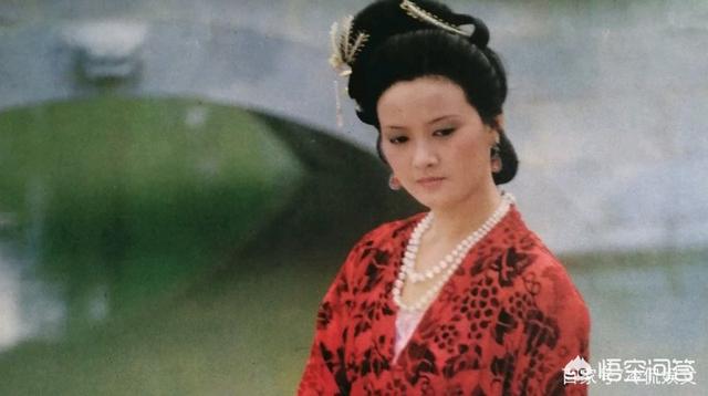 张默的母亲:中年的邓婕举步维艰，离婚协议是她的伤痛，离婚协议究竟写了啥？