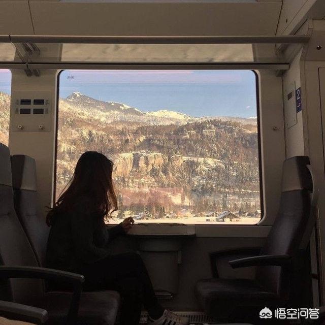 压抑的句子发<a href=https://maguai.com/list/256-0-0.html target=_blank class=infotextkey><a href=https://maguai.com/list/256-0-0.html target=_blank class=infotextkey>朋友圈</a></a>:心里压抑的快要崩溃了，不知道怎么发泄，该怎么办？