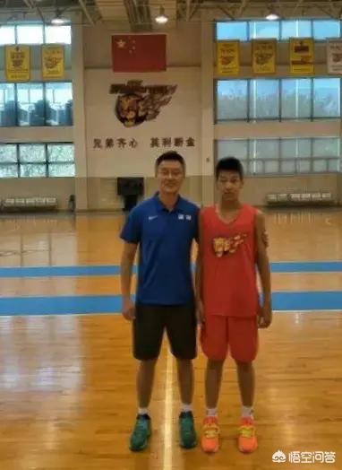 郭彦均身高:为什么张庆鹏的外甥彭士俊到广东效力？辽宁好苗子为什么留不住？
