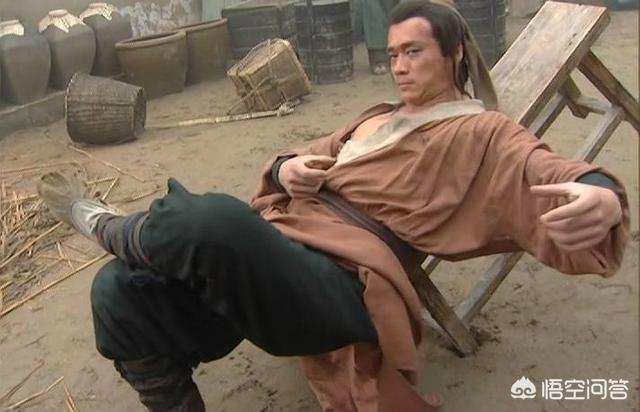 蒋门神:鲁智深、杨志、林冲、李逵若独斗蒋门神，要几回合可以将其揍趴？
