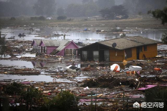 100级地震，我想知道100级台风和100级地震谁破坏力更大为什么