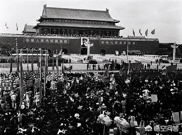 萨镇冰:萨镇冰对中国海防事业的发展做出了哪些贡献？